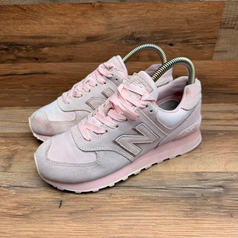 New Balance 574 Pink Granite/Linen Women's size 6 Suede Lace Up Sneakers